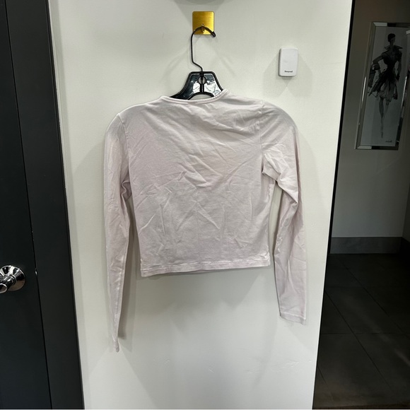 Skims Women’s New Vintage Cropped Long Sleeve in Baby Pink Size XS - Picture 6 of 6
